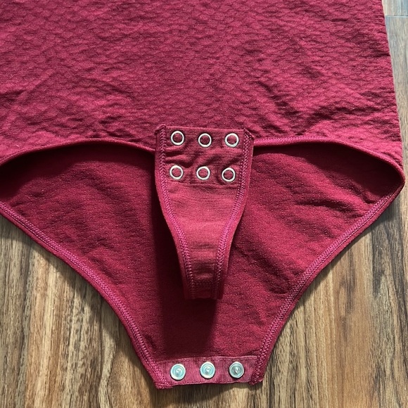 NWOT Yummie Emmelyn Boa Jaquard Shaping Thong Shaping Bodysuit - Picture 12 of 13